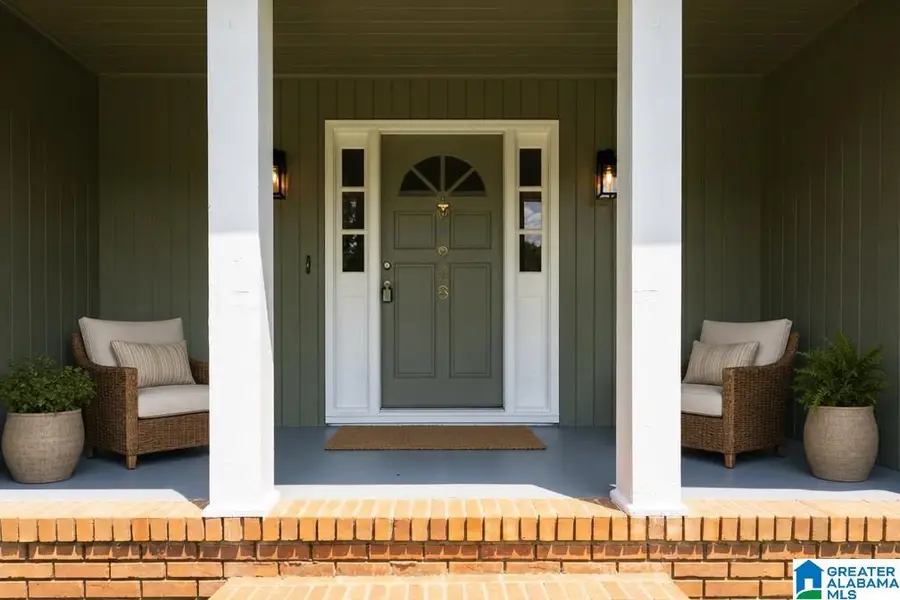 928 DUNRIDGE DRIVE, Birmingham, AL 35215 - #2