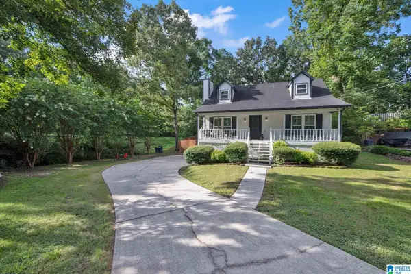 901 5TH COURT NW, Alabaster, AL 35007