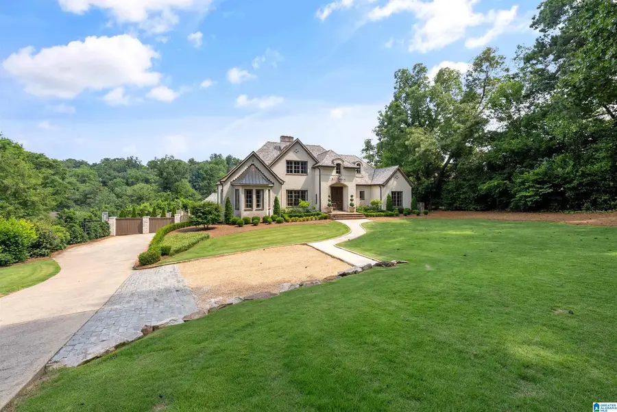 3319 E BRIARCLIFF ROAD, Mountain Brook, AL 35223 - #3