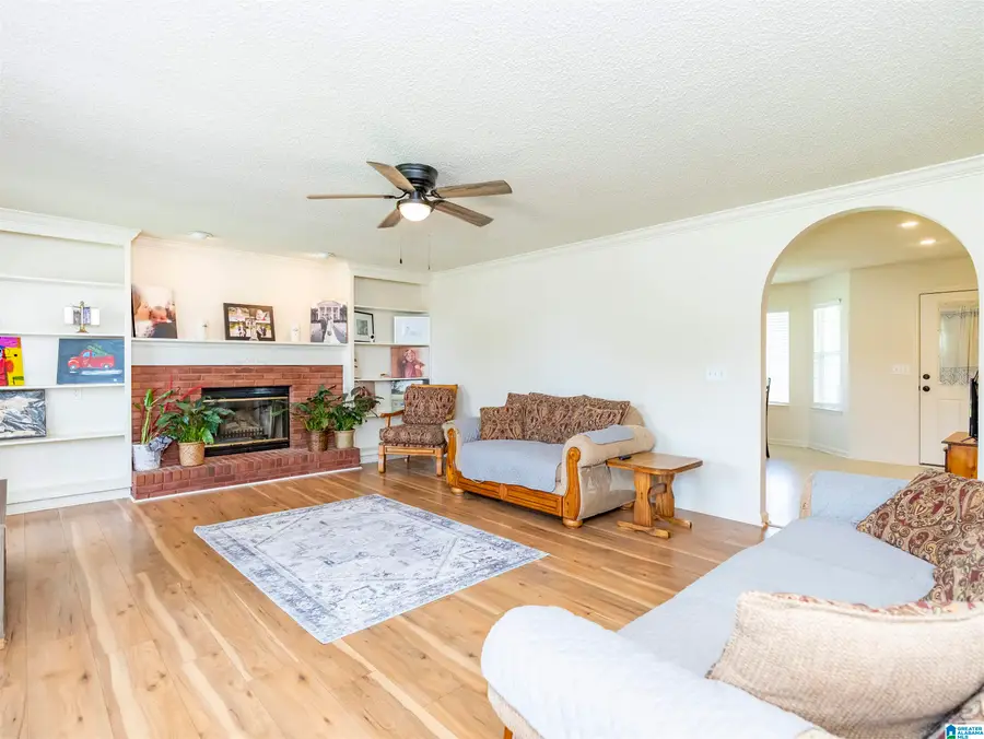 146 LELIA DRIVE, Warrior, AL 35180 - #2