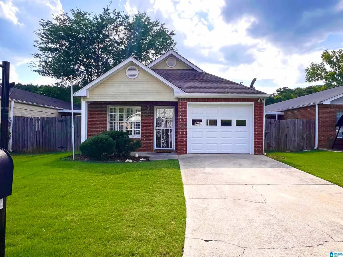 1820 STONEHENGE DRIVE, Center Point, AL 35215 - #1