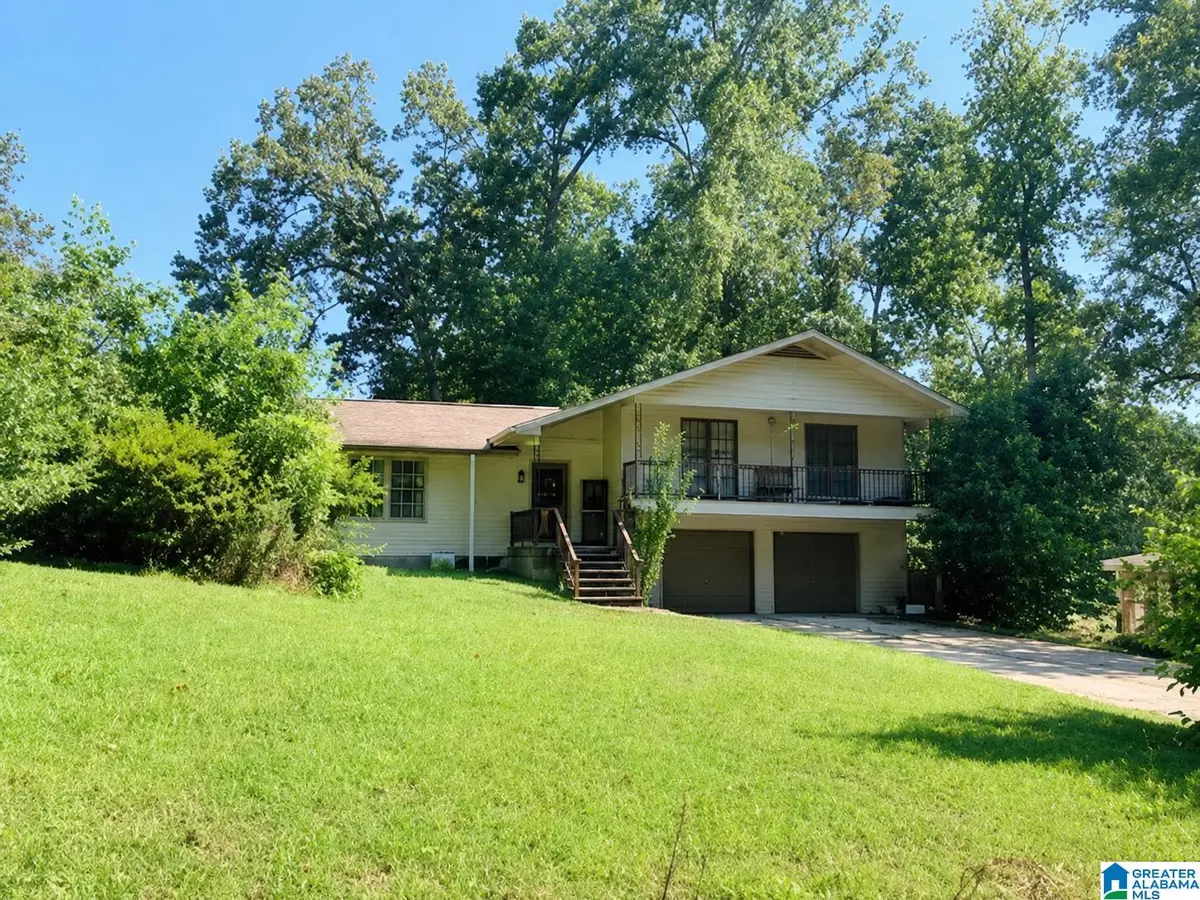5490 LYNDA LANE, Hokes Bluff, AL 35903 - #1