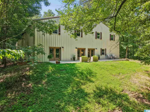 1961 MOUNTAIN VIEW ROAD, Birmingham, AL 35210