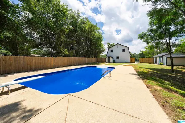932 9TH AVENUE N, Birmingham, AL 35204