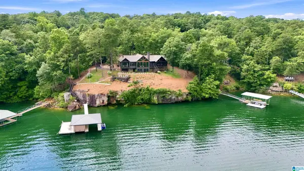 555 COUNTY ROAD 208, Crane hill, AL 35053