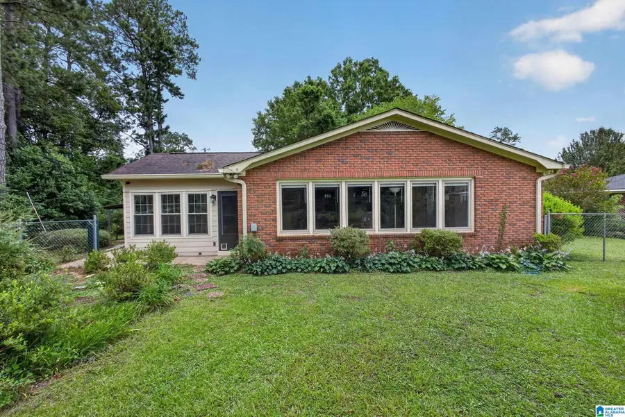 800 MAGNOLIA DRIVE, Sylacauga, AL 35150 - #3