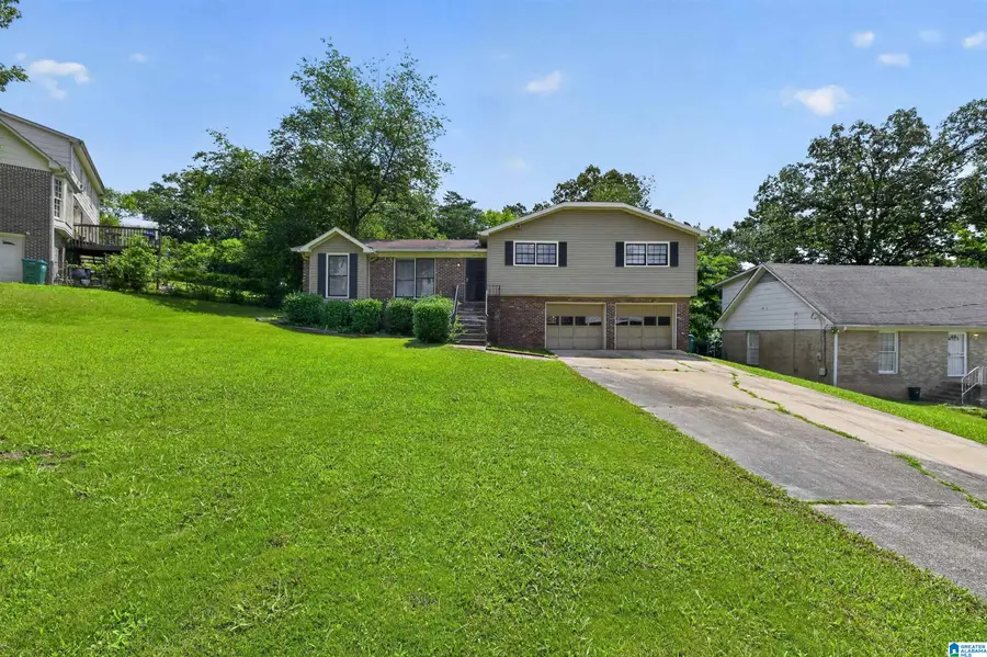 1609 6TH STREET NW, Center Point, AL 35215 - #2