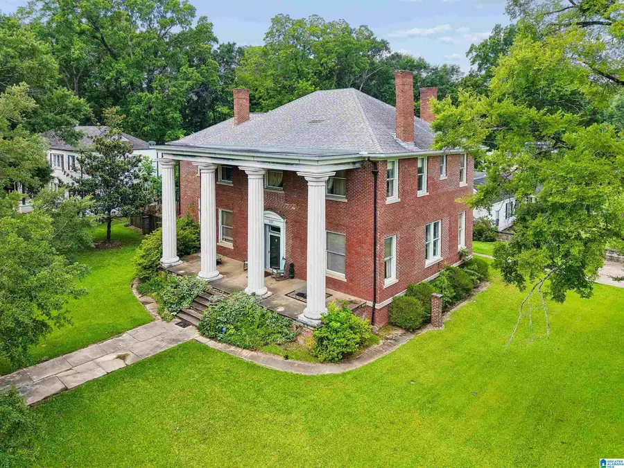 301 S BROADWAY AVENUE, Sylacauga, AL 35150 - #2