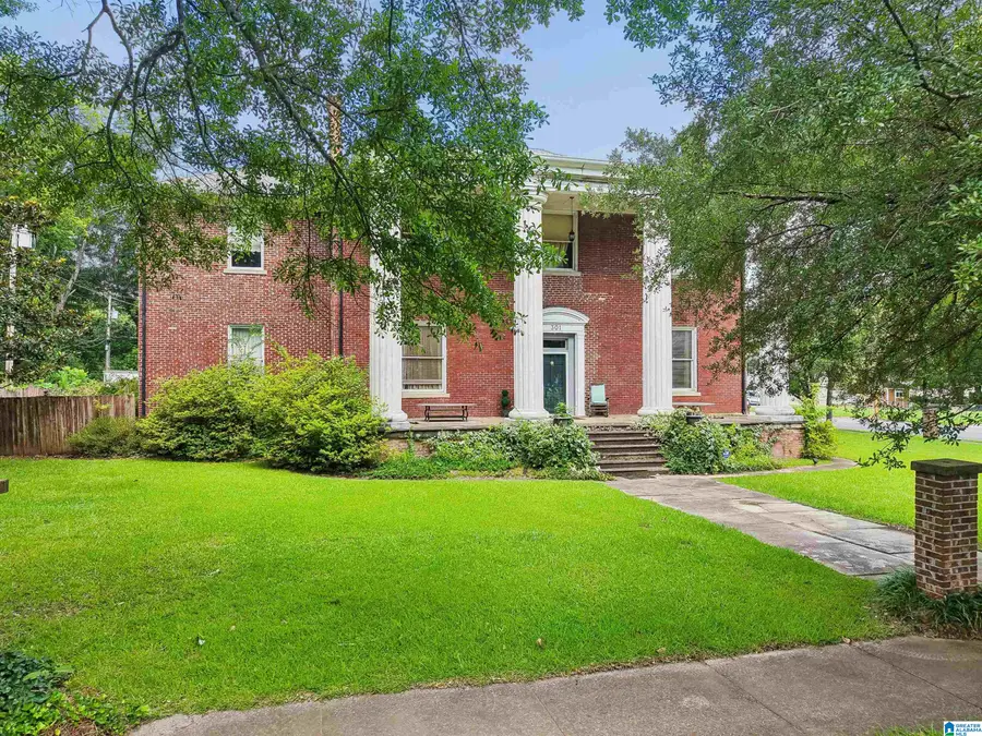 301 S BROADWAY AVENUE, Sylacauga, AL 35150 - #3
