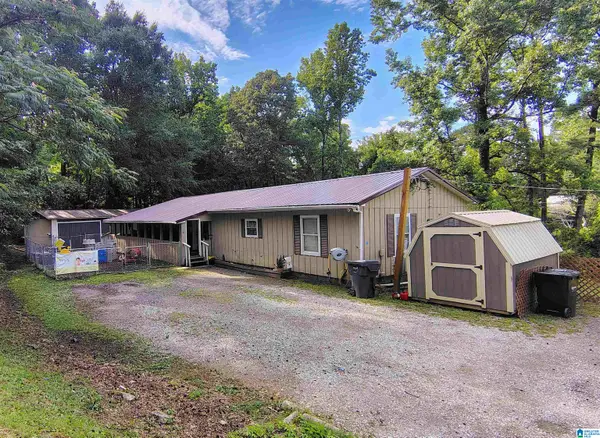 1334 SUNNY LANE, Mount olive, AL 35117