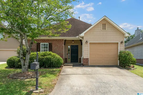 1057 CRAWFORD COURT, Chelsea, AL 35043