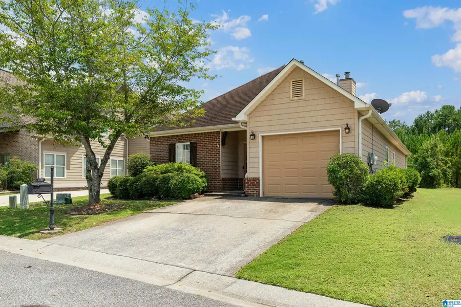 1057 CRAWFORD COURT, Chelsea, AL 35043 - #2
