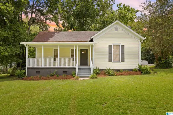 189 CENTER AVENUE NW, Graysville, AL 35073