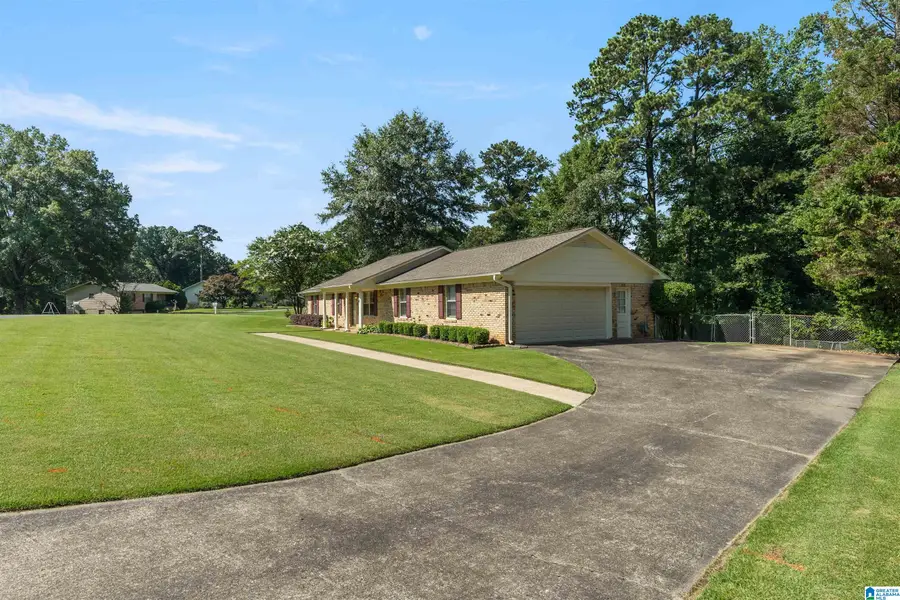 1738 MAGNOLIA STREET, Gardendale, AL 35071 - #3