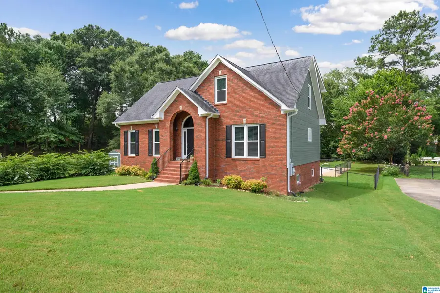 7554 CARRIAGE COVE, Trussville, AL 35173 - #2
