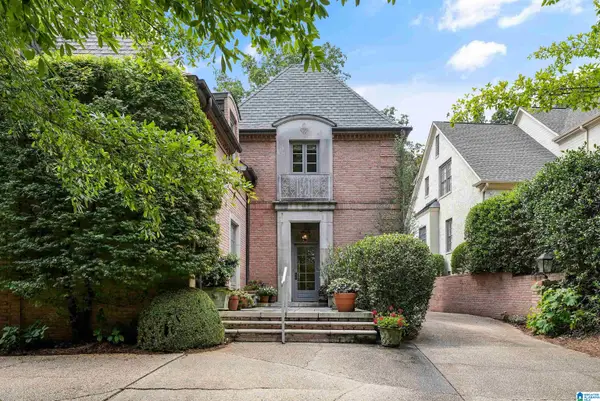 127 QUEENSBURY CRESCENT, Mountain brook, AL 35223
