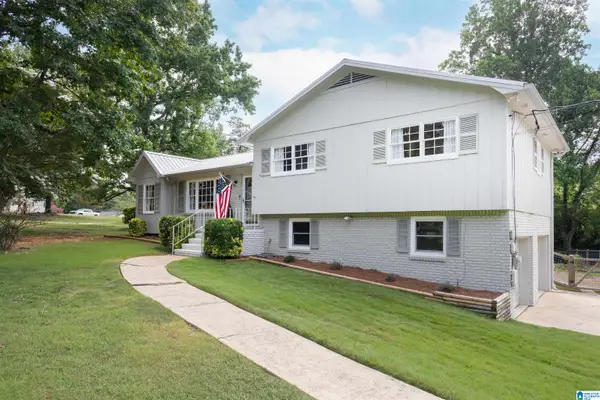 949 SHADY BROOK CIRCLE, Hoover, AL 35226