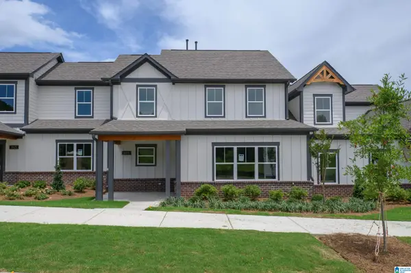 1019 GRAND RIVER BOULEVARD W, Leeds, AL 35094