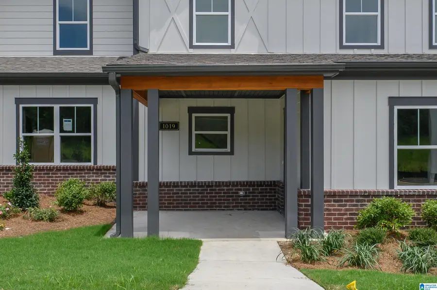 1019 GRAND RIVER BOULEVARD W, Leeds, AL 35094 - #2