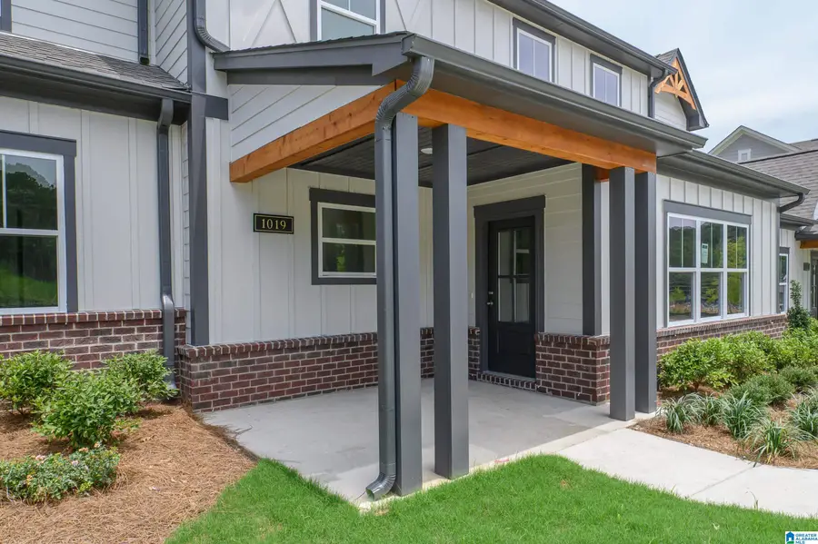 1019 GRAND RIVER BOULEVARD W, Leeds, AL 35094 - #3