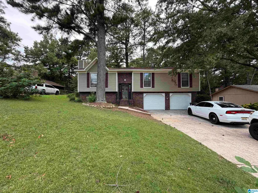 816 PINE FOREST CIRCLE, Birmingham, AL 35235 - #2