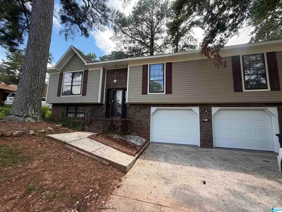 816 PINE FOREST CIRCLE, Birmingham, AL 35235 - #3