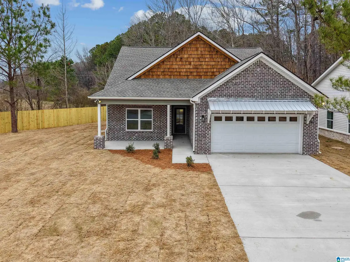 975 LEGACY COVE N, Springville, AL 35146 - #1