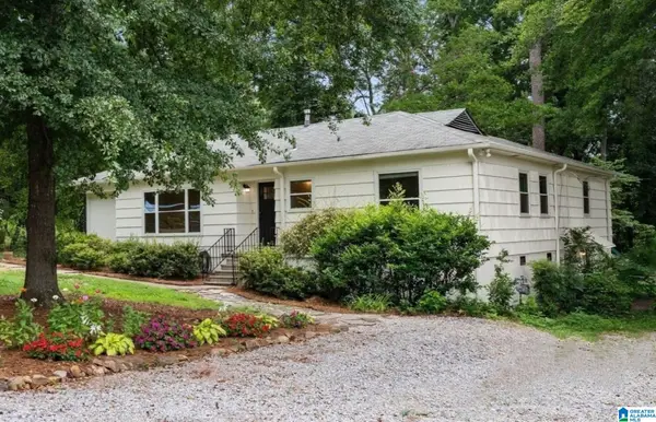 2101 AUDUBON CIRCLE, Hoover, AL 35226