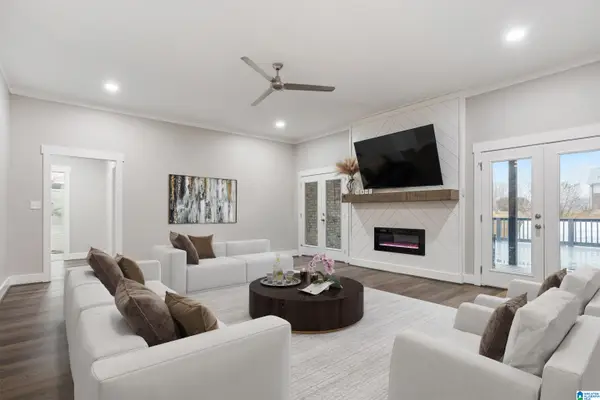 160 PANORAMIC CIRCLE, Warrior, AL 35180