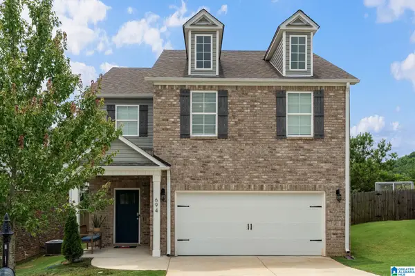 694 JOHNNYS COVE, Leeds, AL 35094