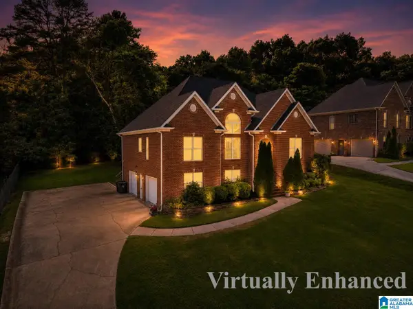 1042 MEADOWS LANE, Moody, AL 35004