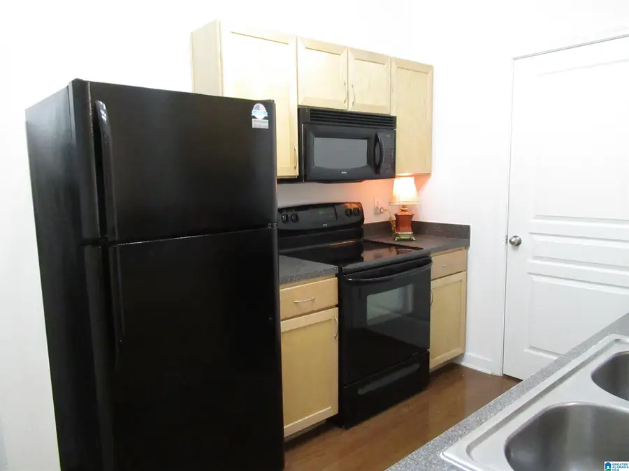 2020 5TH AVENUE, Birmingham, AL 35233 - #3