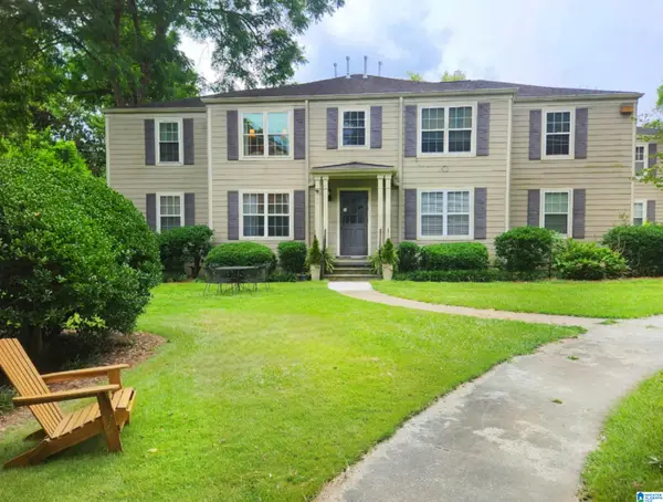 105 FOX HALL ROAD, Mountain brook, AL 35213