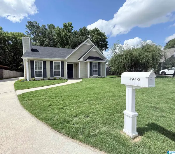 1940 VENETIAN WAY, Helena, AL 35080