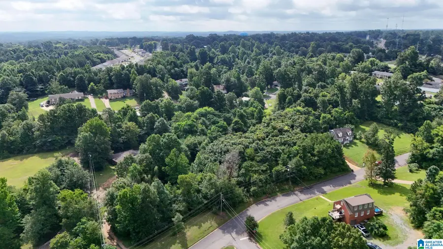 611 34TH AVENUE E, Tuscaloosa, AL 35404 - #3