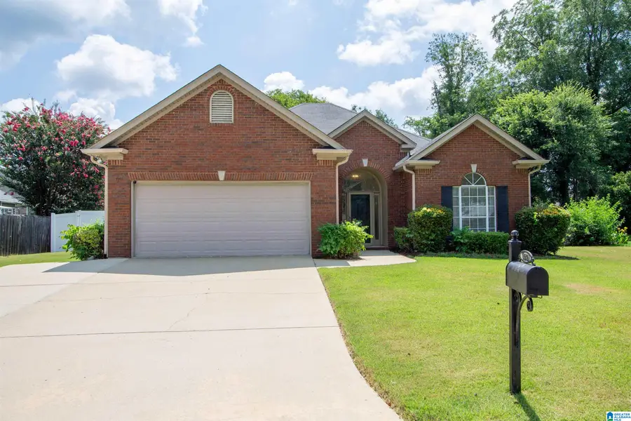 1753 CARLISLE CIRCLE, Leeds, AL 35094 - #2