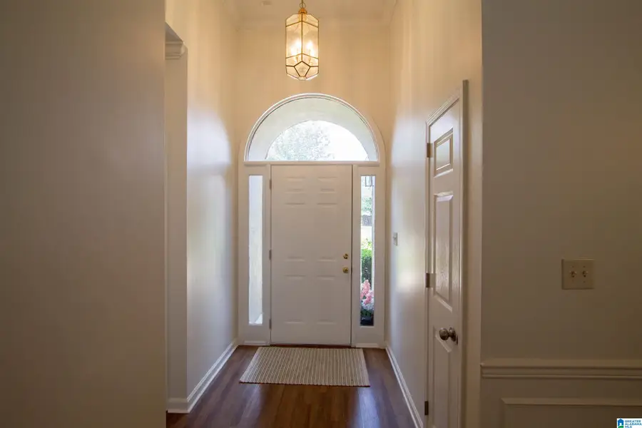 1753 CARLISLE CIRCLE, Leeds, AL 35094 - #3