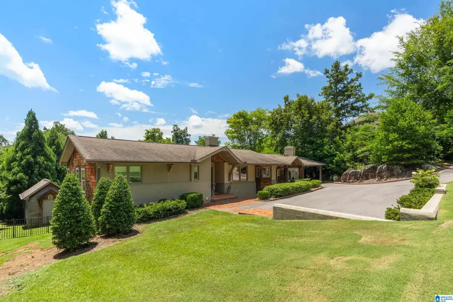 2225 PEACOCK LANE, Mountain Brook, AL 35223 - #3