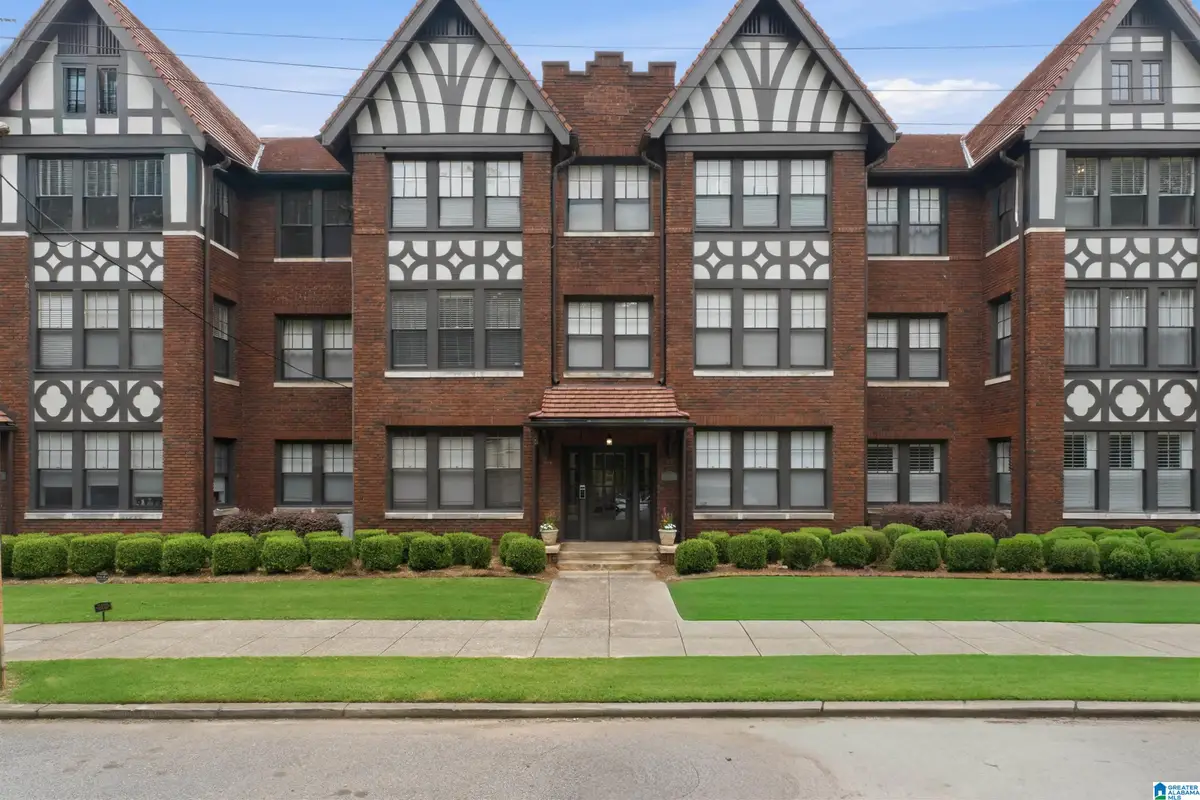 3004 13TH AVENUE S, Birmingham, AL 35205 - #1