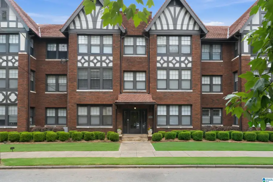 3004 13TH AVENUE S, Birmingham, AL 35205 - #2