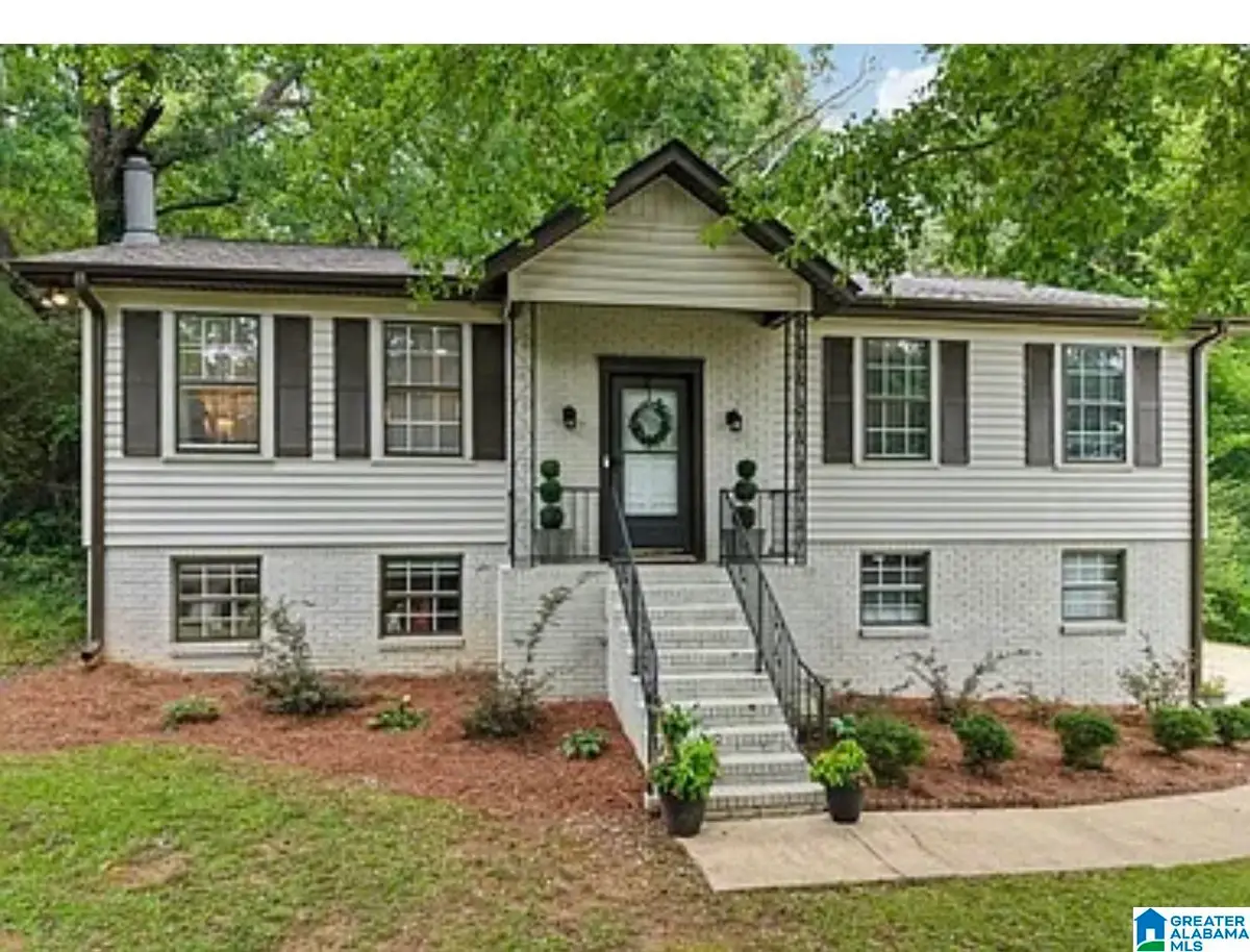102 KINGSTOWN CIRCLE, Trussville, AL 35173 - #1