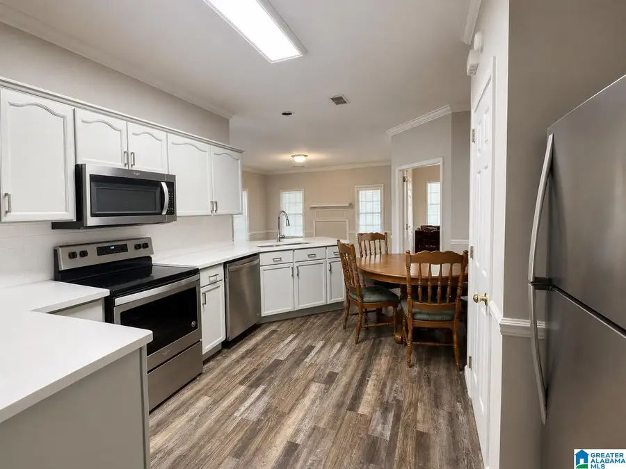 447 CREEKVIEW CIRCLE, Gardendale, AL 35071 - #3