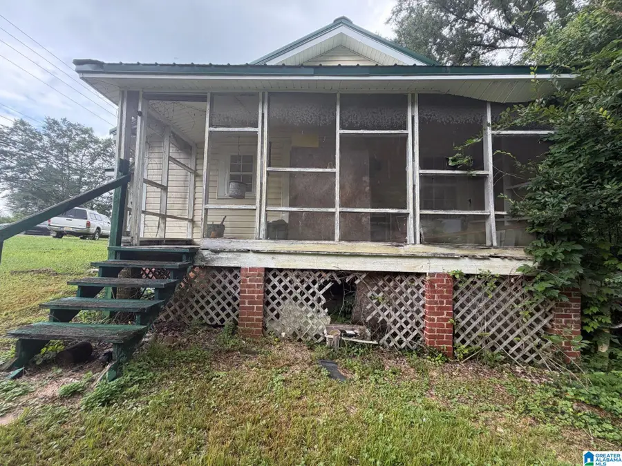 1112 OLDFIELD ROAD, Sylacauga, AL 35150 - #3