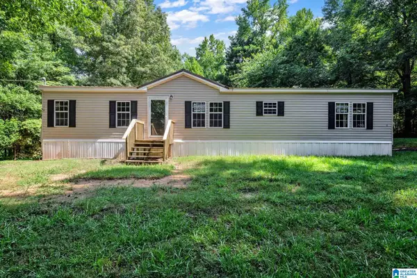 275 OAK HILL CIRCLE, Trussville, AL 35173