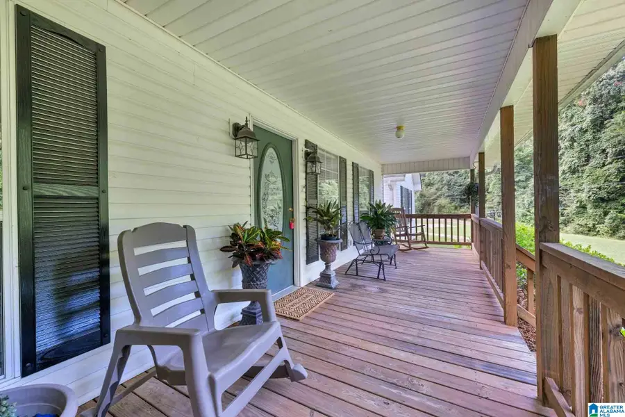 571 MOUNTAIN VIEW ROAD, Cordova, AL 35550 - #2