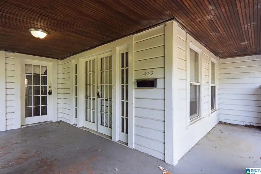 1435 46TH STREET ENSLEY, Birmingham, AL 35208 - #2