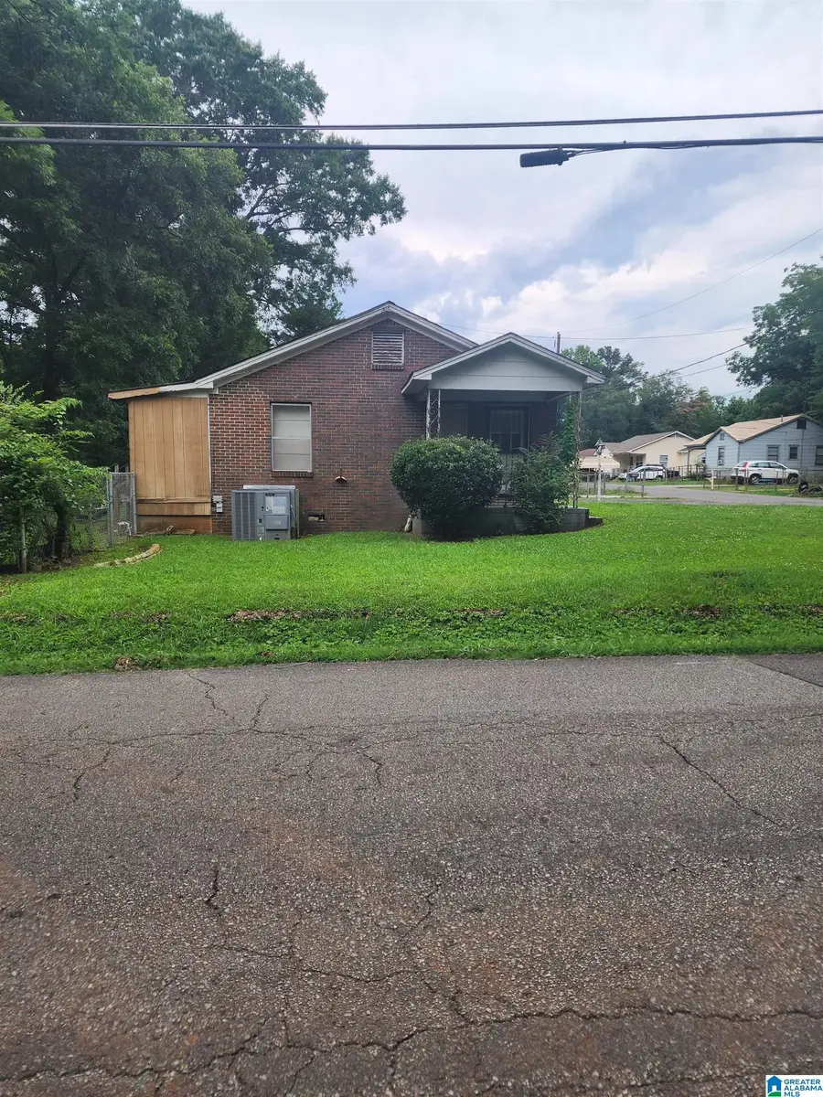 5101 SHORT 6TH STREET N, Bessemer, AL 35020 - #3