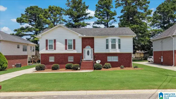 417 SURREY CIRCLE, Bessemer, AL 35022