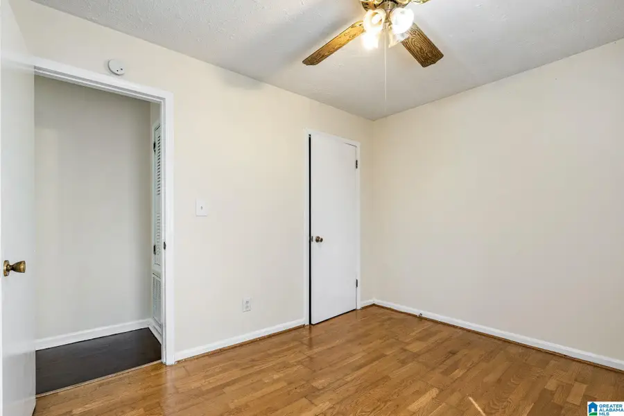 425 14TH AVENUE, Center Point, AL 35215 - #3