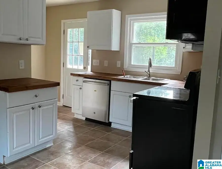 1329 66TH STREET W, Birmingham, AL 35228 - #2